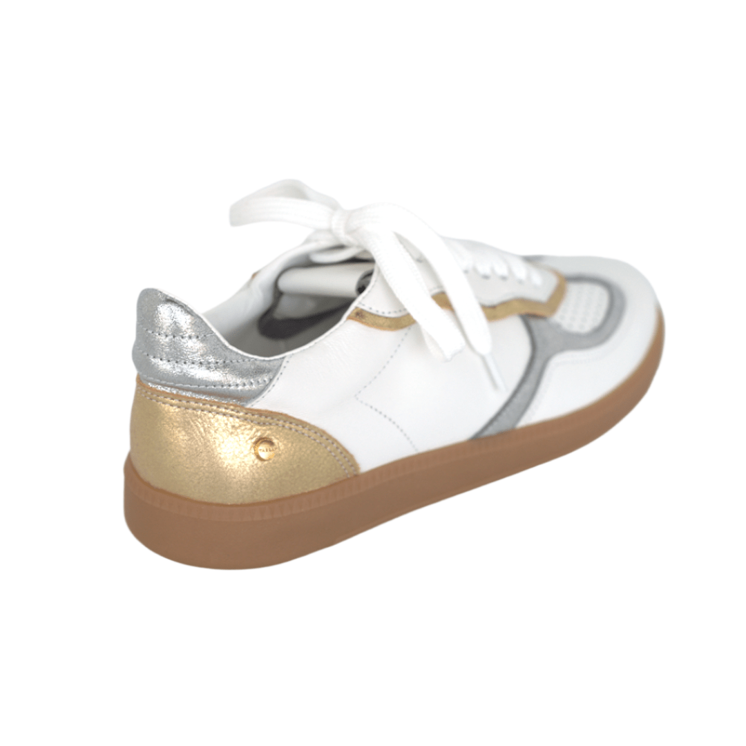 Naia Sneakers - White Flats TARBAY