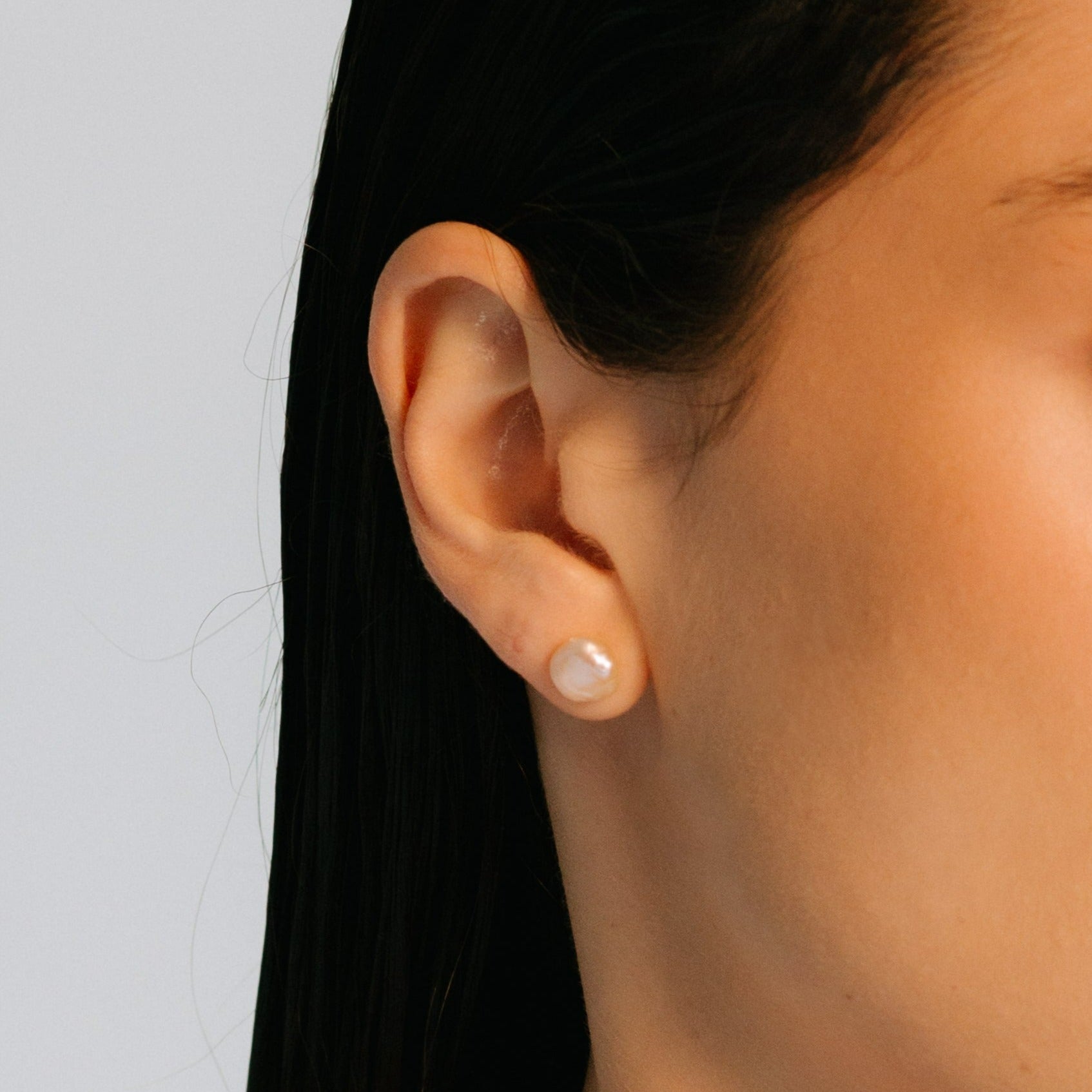 Barroca Earrings #1 (10mm) - Salmon Pearl