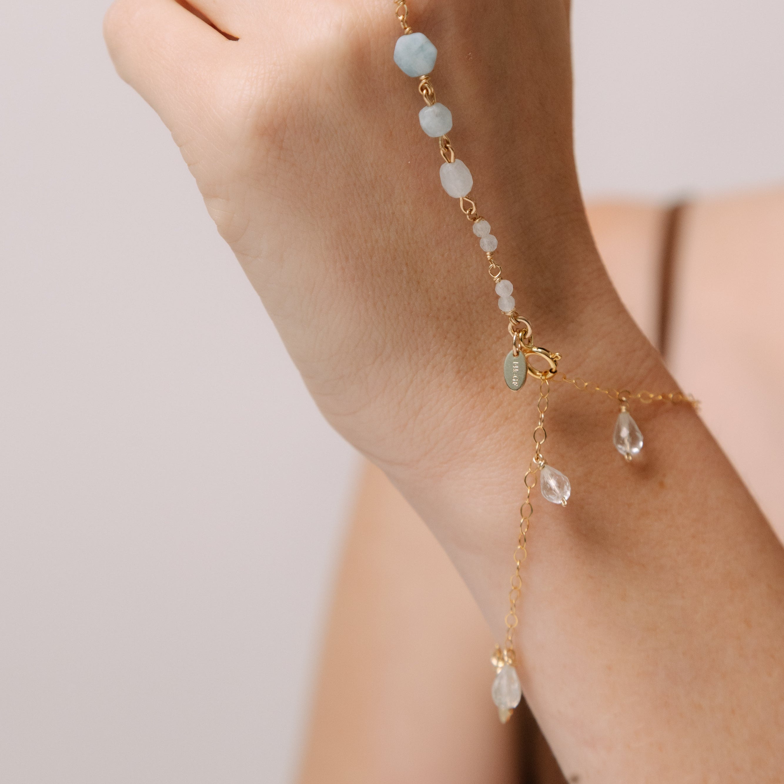 Pensamientos Bracelet #2 (19cm) - Aquamarine & 14K Gold-Filled Bracelets TARBAY