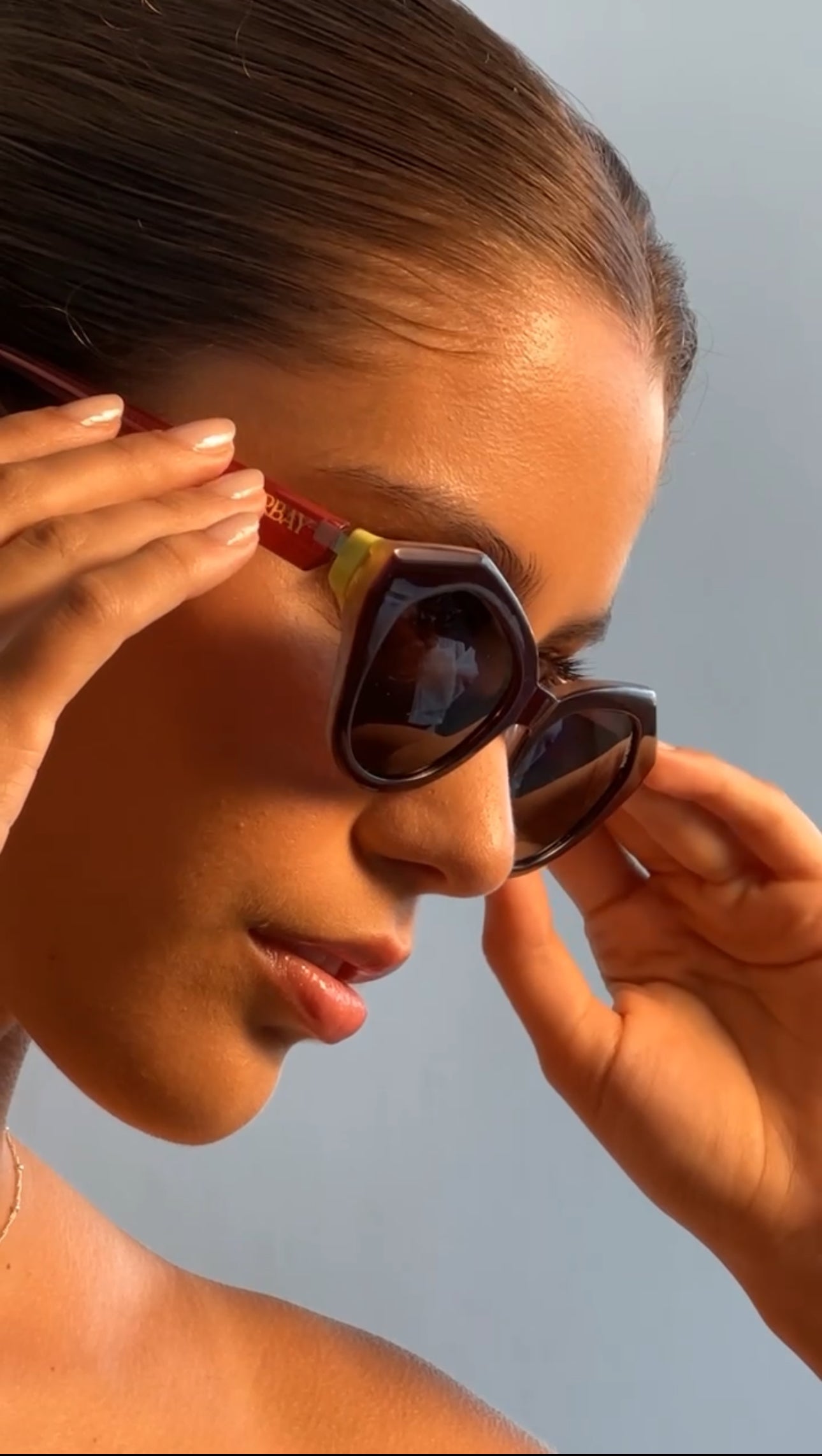 Parasol #9 - Red SunGlasses TARBAY