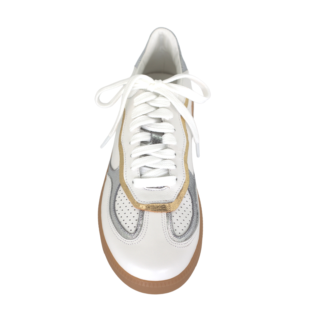 Naia Sneakers - White Flats TARBAY
