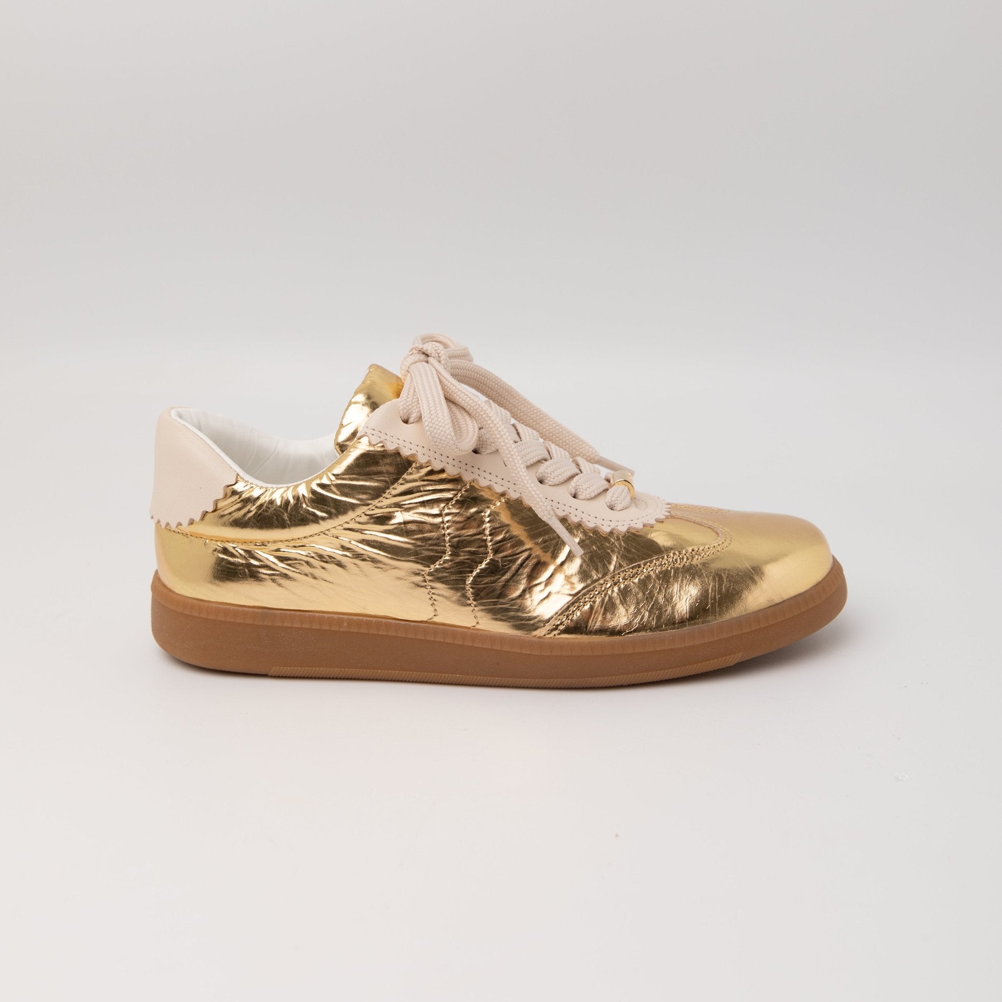 Connie Sneakers - Gold Flats FW25
