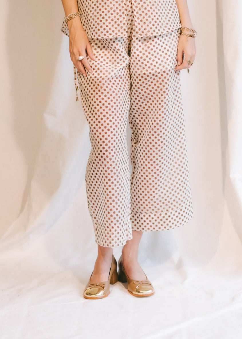 Azucena Pants - White & Tan Blossom Print