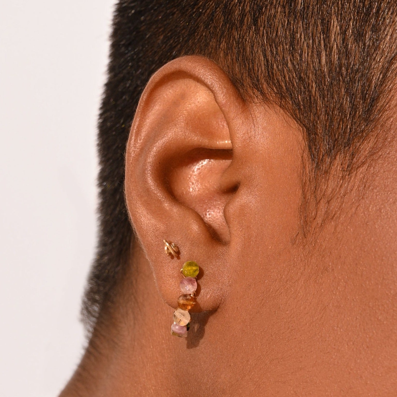 Cleopatra Hoop Earrings #1 (15mm) - Cuarzo Ahumado, Amatista Verde, Rodocrocita, Cuarzo Rosa, Spessartita, Zafiro Amarillo Earrings TARBAY   