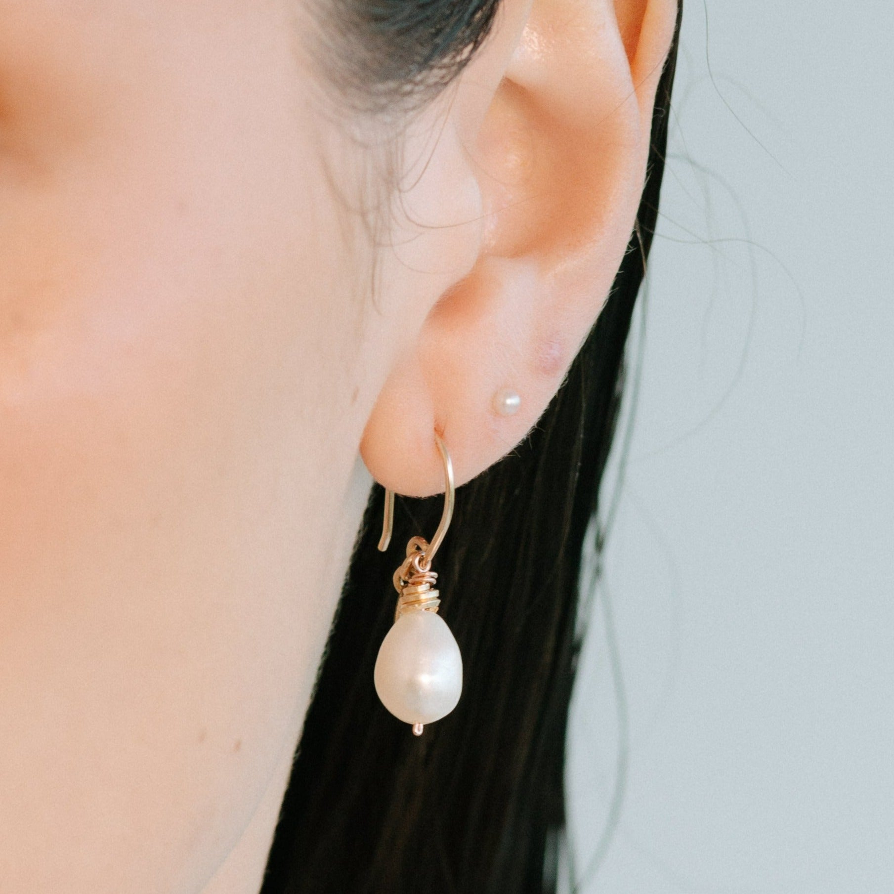 Susan Dangle Earrings (35mm) - Pearl Earrings TARBAY   