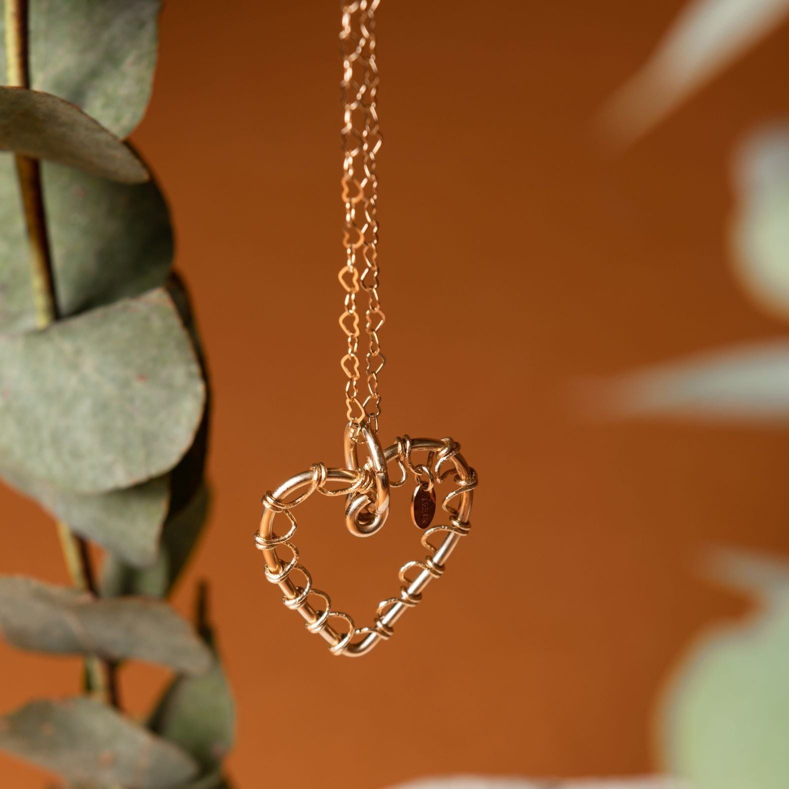 Amare Hearts Necklace - Yellow Gold Necklaces TARBAY   